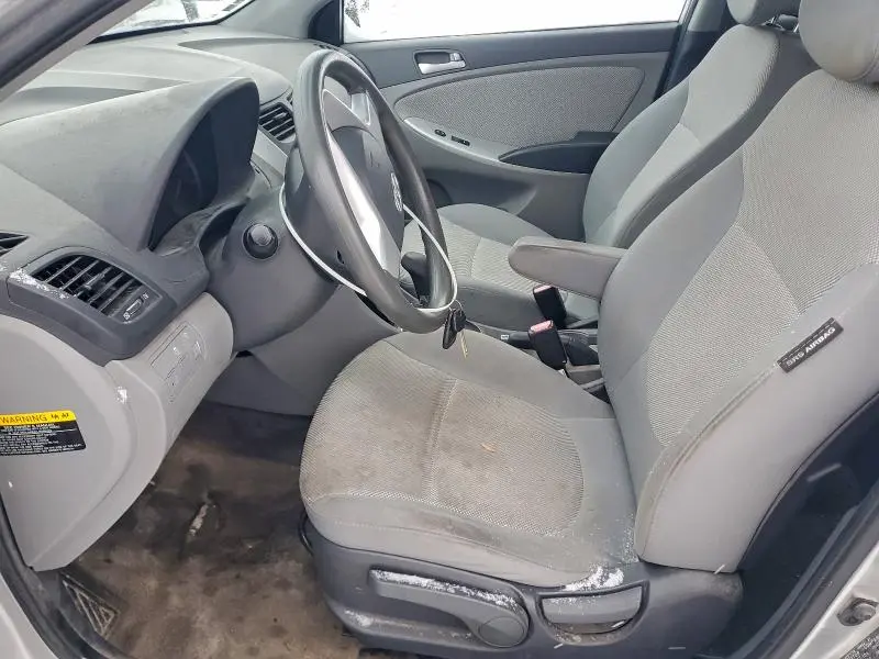 2013 HYUNDAI ACCENT GLS  