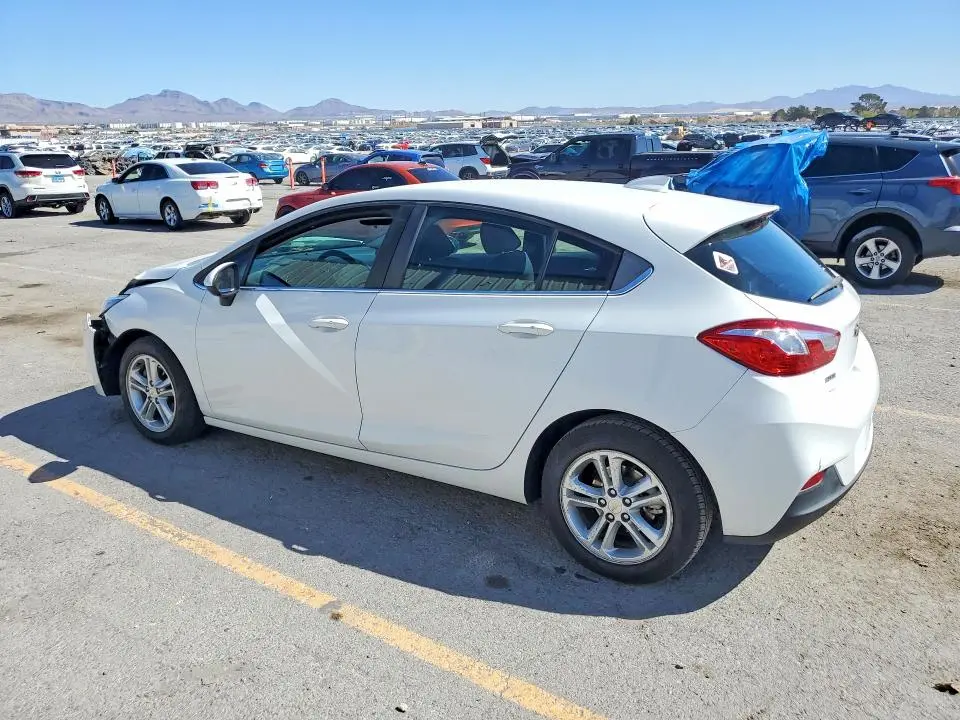 2018 CHEVROLET CRUZE LT  