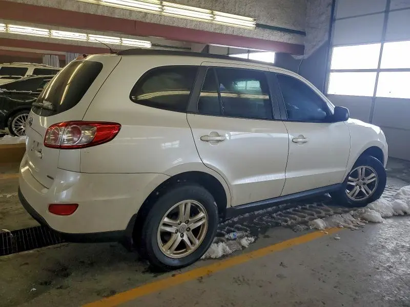 2012 HYUNDAI SANTA FE GLS  