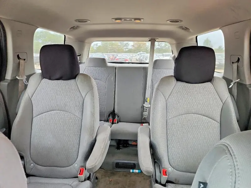 2015 GMC ACADIA SLE  