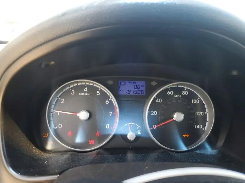 2010 HYUNDAI ACCENT GLS  