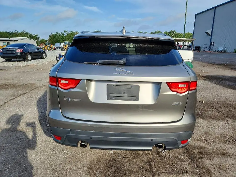 2019 JAGUAR F-PACE PREMIUM  