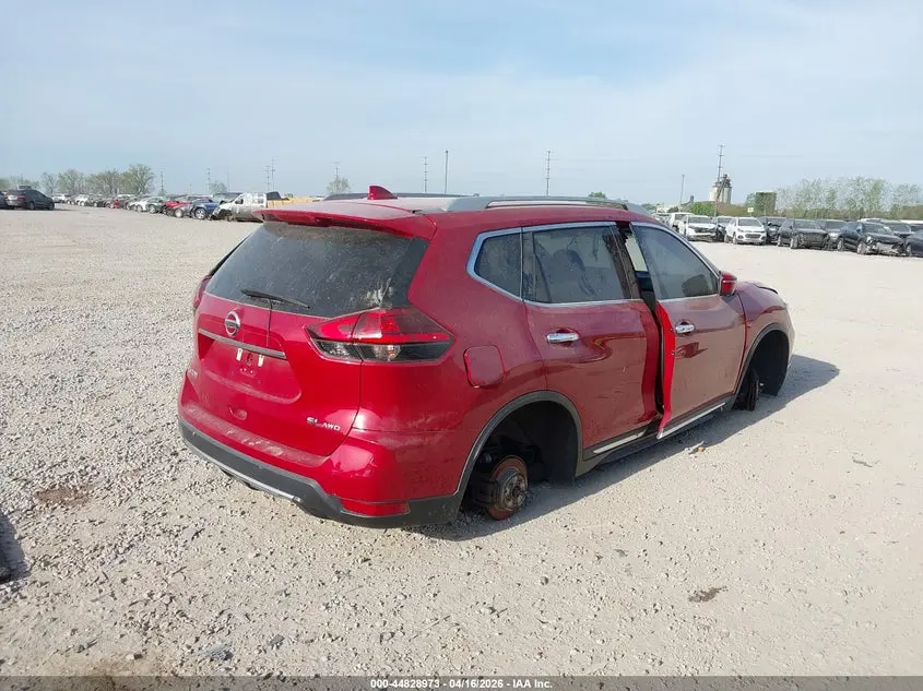 2017 NISSAN ROGUE SL