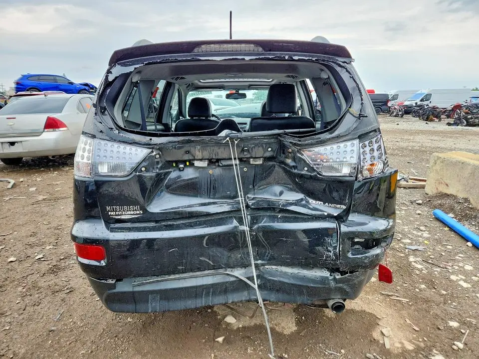 2012 MITSUBISHI OUTLANDER SE  