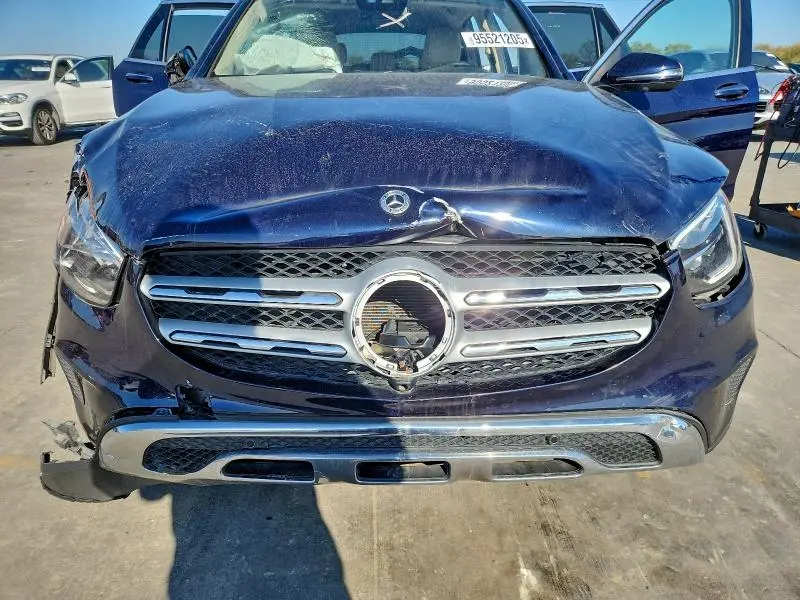 2022 MERCEDES-BENZ GLC 300  