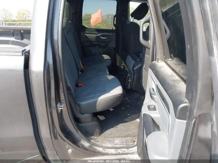 2021 RAM 1500 BIG HORN  4X4 6'4 BOX