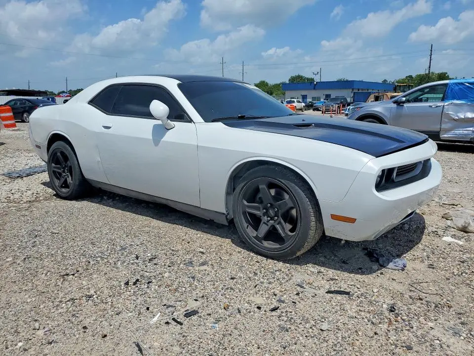 2013 DODGE CHALLENGER R  