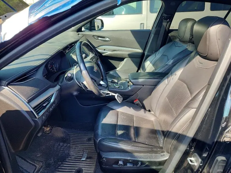 2019 CADILLAC XT4 PREMIUM LUXURY  