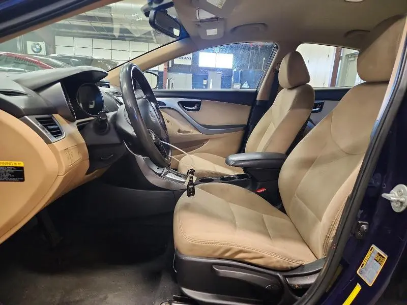 2013 HYUNDAI ELANTRA   