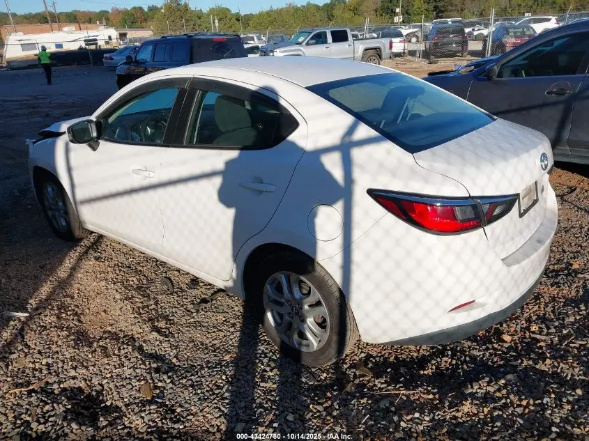 2018 TOYOTA YARIS IA  