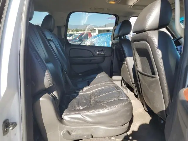 2013 CHEVROLET SUBURBAN K1500 LT  