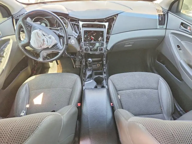 2013 HYUNDAI SONATA SE  