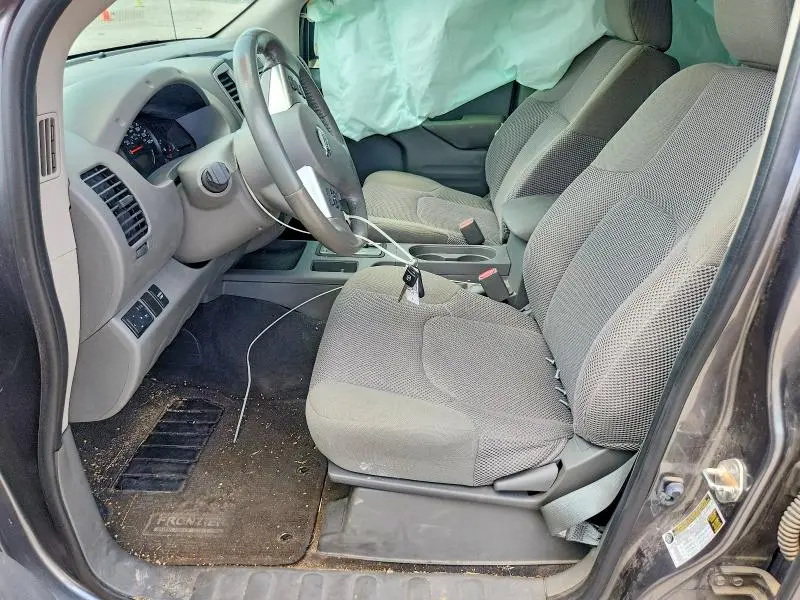 2018 NISSAN FRONTIER SV  