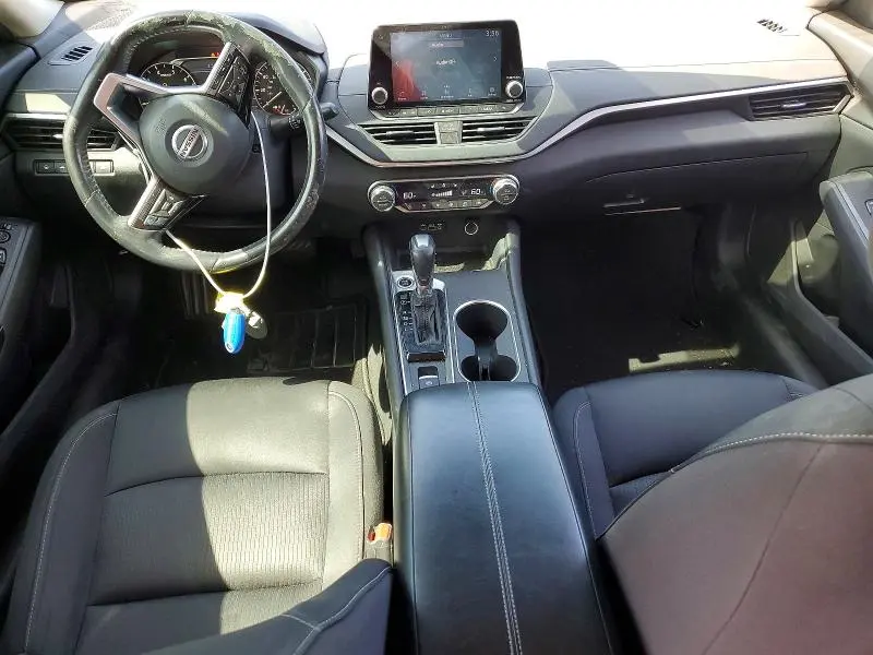 2019 NISSAN ALTIMA SV  