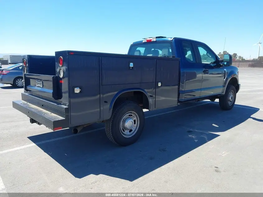 2017 FORD F-250 XL
