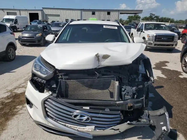 2017 HYUNDAI SANTA FE SE  