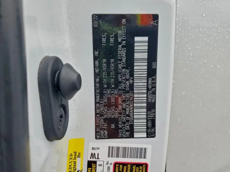 2022 TOYOTA HIGHLANDER HYBRID XLE  