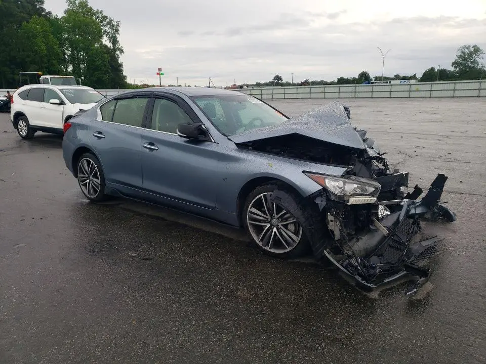 2015 INFINITI Q50 SPORT  