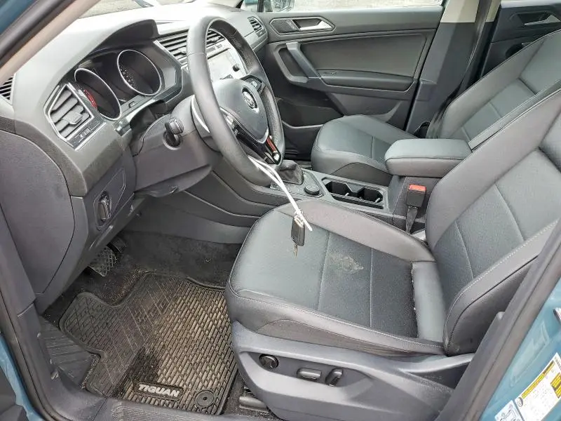 2020 VOLKSWAGEN TIGUAN SE  