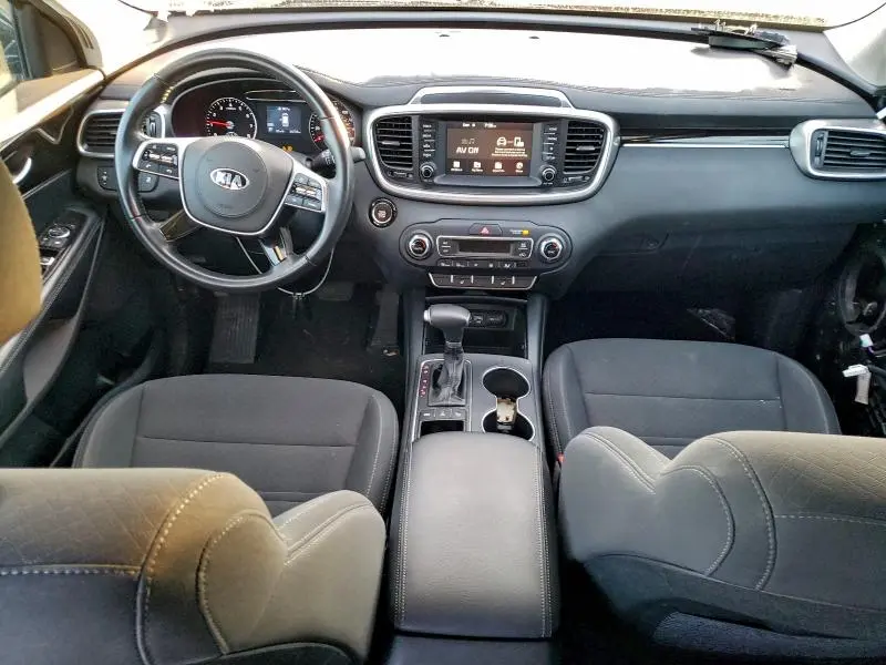 2020 KIA SORENTO S  