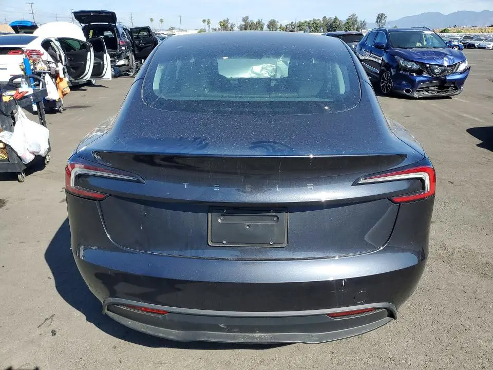 2025 TESLA MODEL 3   