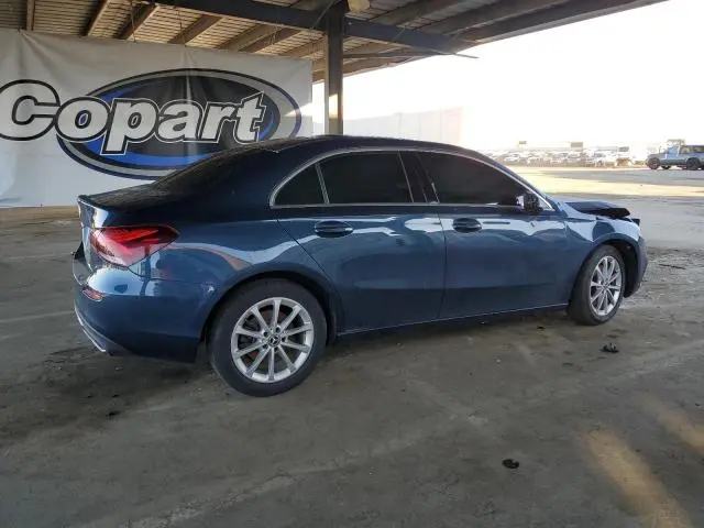 2020 MERCEDES-BENZ A 220  