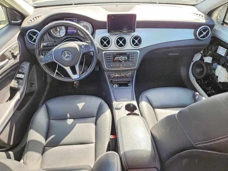 2015 MERCEDES-BENZ GLA 250  