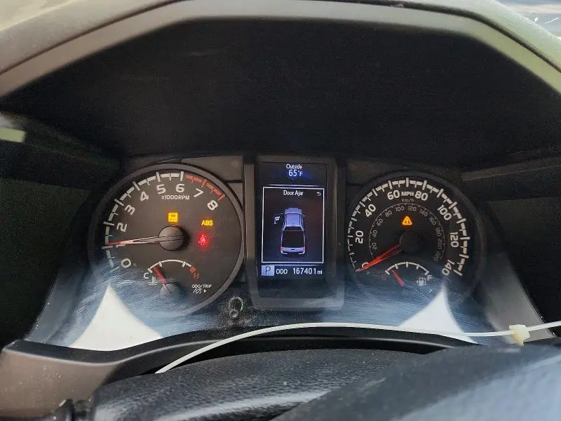 2019 TOYOTA TACOMA SR V6  