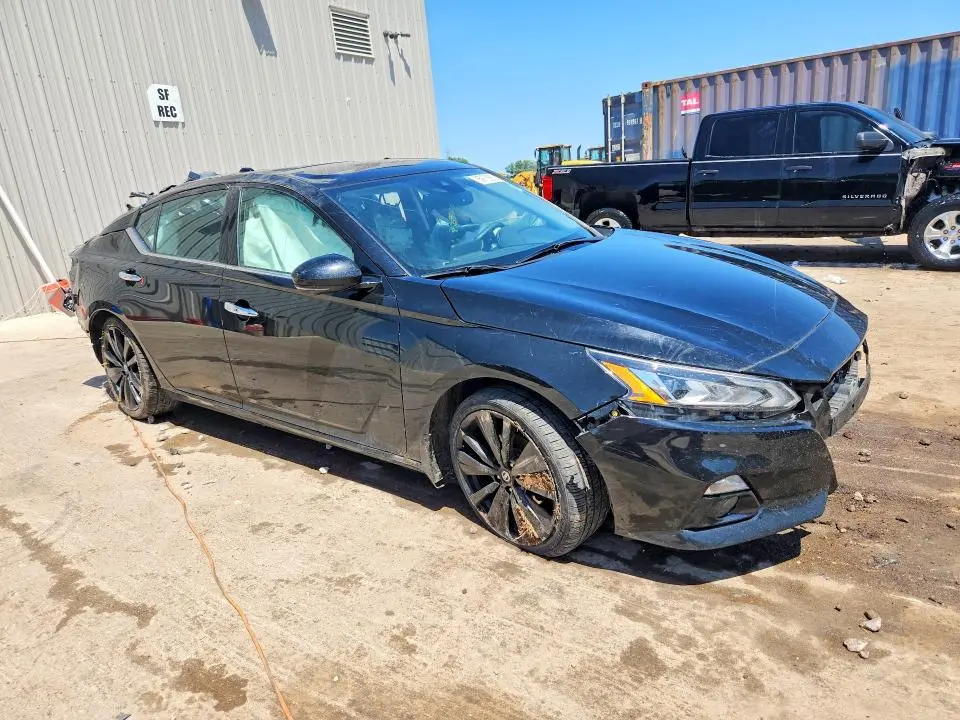 2021 NISSAN ALTIMA PLATINUM  