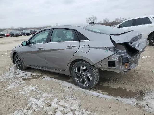 2024 HYUNDAI ELANTRA SEL  