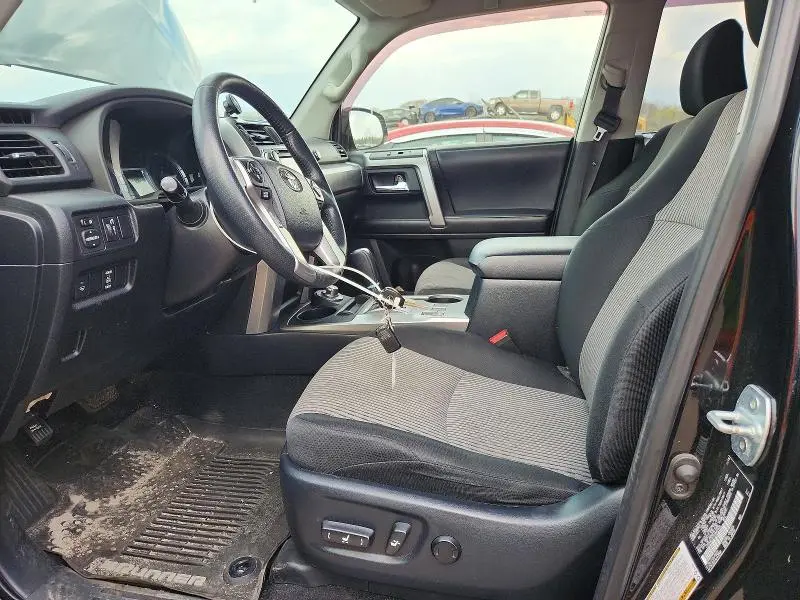 2019 TOYOTA 4RUNNER SR5  