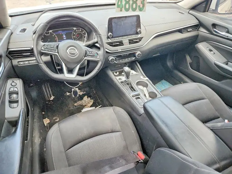 2019 NISSAN ALTIMA SV  