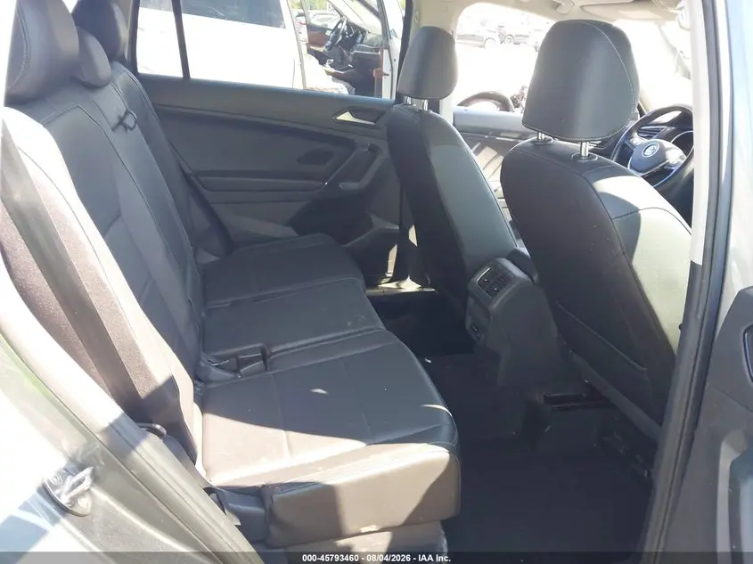 2018 VOLKSWAGEN TIGUAN  