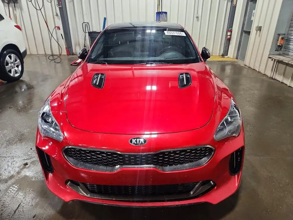 2018 KIA STINGER GT2  