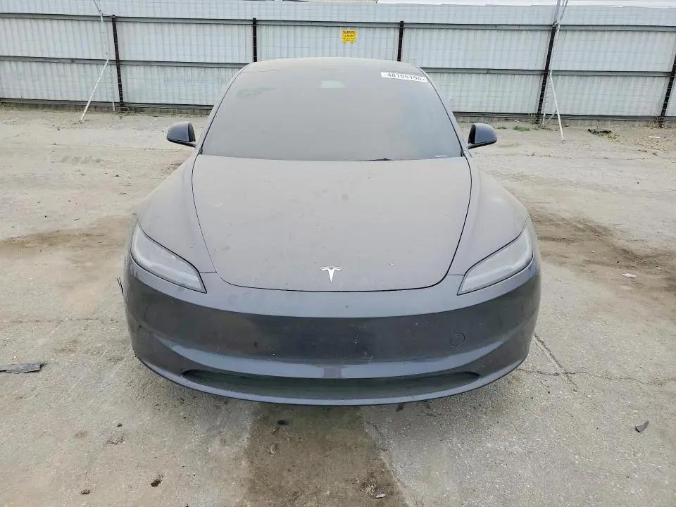 2025 TESLA MODEL 3   