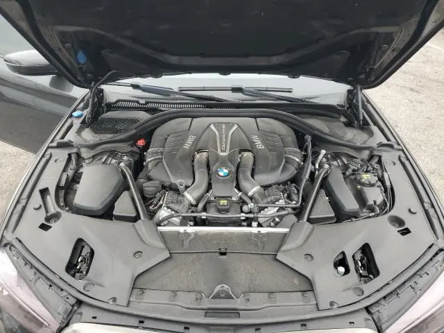 2019 BMW M550XI   