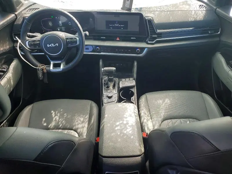 2025 KIA SPORTAGE X-LINE  