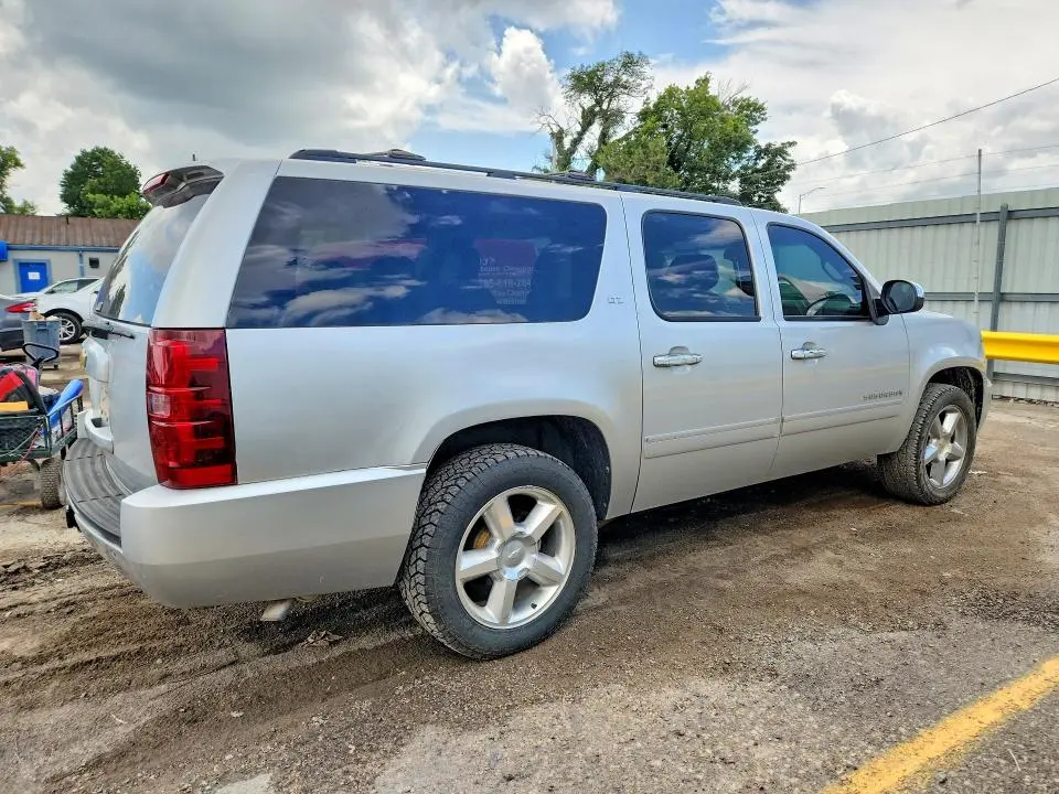 2013 CHEVROLET SUBURBAN K1500 LTZ  