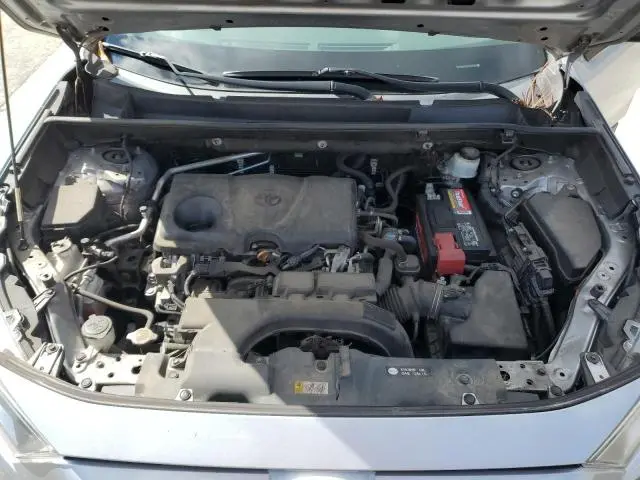 2019 TOYOTA RAV4 XLE  