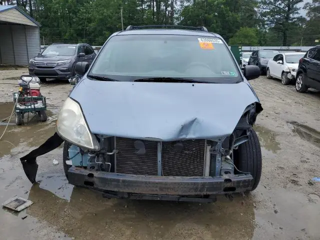 2010 TOYOTA SIENNA CE  