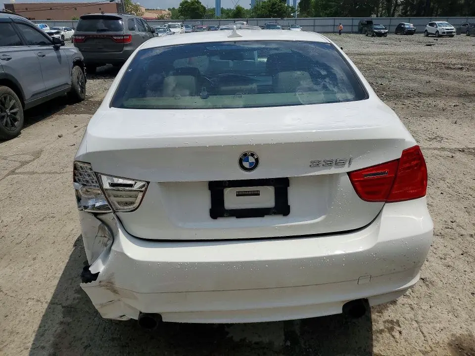 2011 BMW 335 XI  