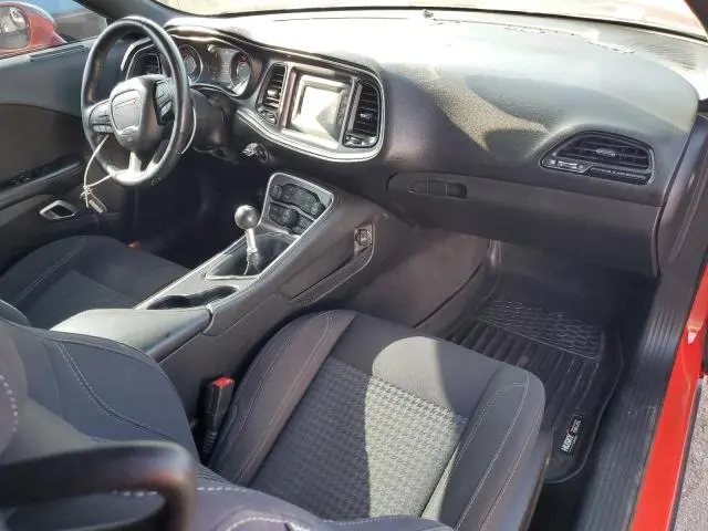 2015 DODGE CHALLENGER SXT  