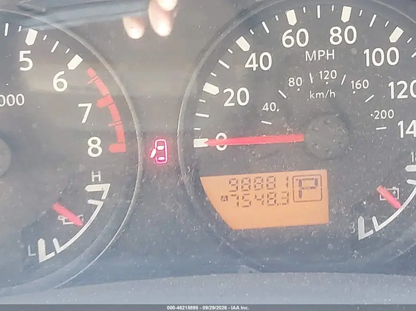 2010 NISSAN FRONTIER SE