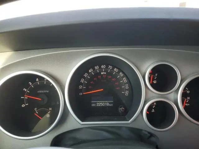 2011 TOYOTA TUNDRA CREWMAX LIMITED  
