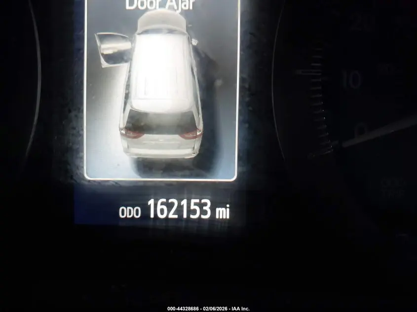 2015 TOYOTA SIENNA XLE 8 PASSENGER