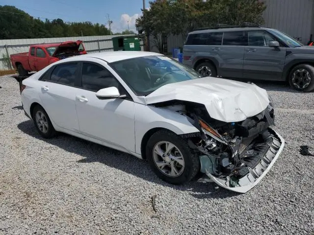 2021 HYUNDAI ELANTRA SE  