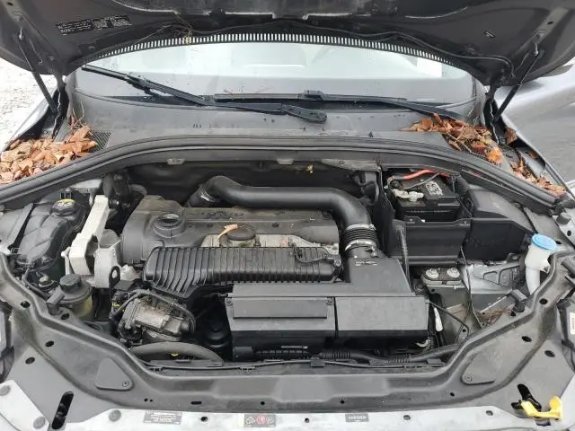 2016 VOLVO XC60 T5 PREMIER  