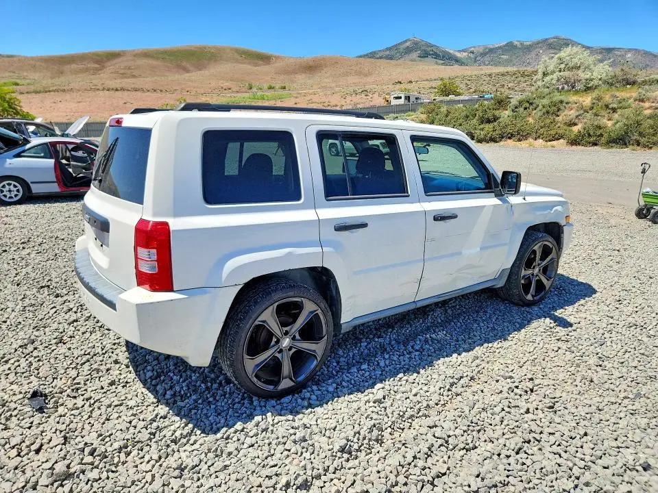2010 JEEP PATRIOT SPORT  