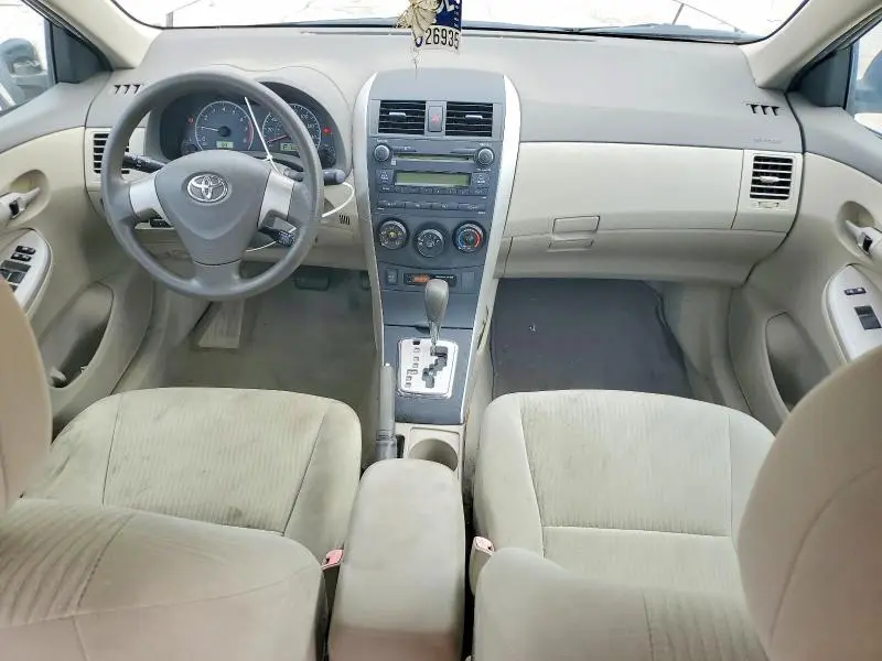 2010 TOYOTA COROLLA LE  
