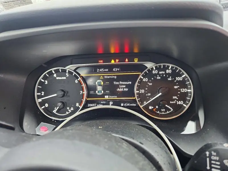 2024 NISSAN ROGUE SV  